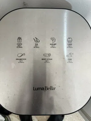 Air fryer luma bella استعمال خفيف جدا اسبوعين الاستعمال مركون مذا شهرين سليم ليس به اي خدش