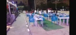 كراسي وترابيزات بلاستيك
