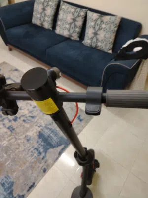 سكوتر شاومي الكتريك اليت مستعمل اقل من شهر Xiaomi electric scooter that is used for less than a mont