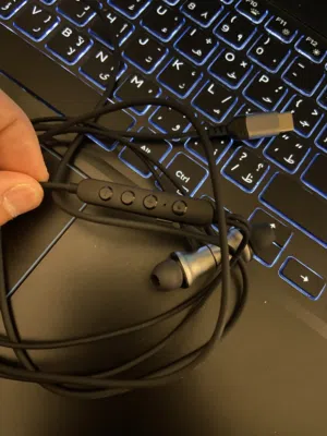 سماعة تغير صوتك الى 5 صوات Headphones that change your voice to 5 different voices