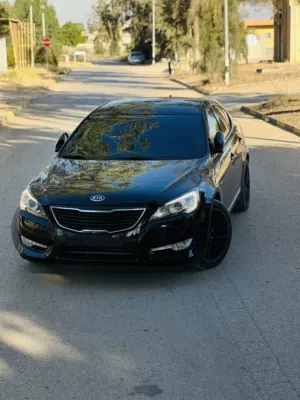Used Kia Cadenza in Al Maya