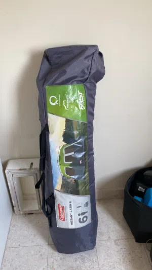 Camping tent fits 6 people very big and perfect condition only used 3 times خيمة للتخييم تسع 6 اشخاص