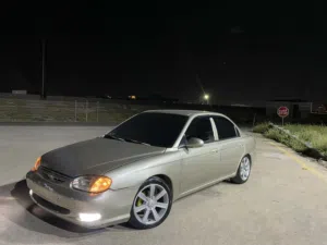 Used Kia Sephia in Amman