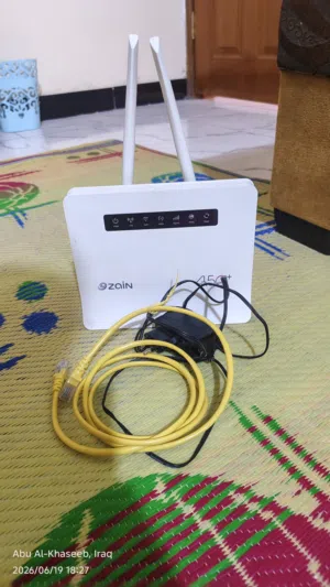 راوتر زين فاي حديث و نظيف ما مستعمل هواي كامل غراضه