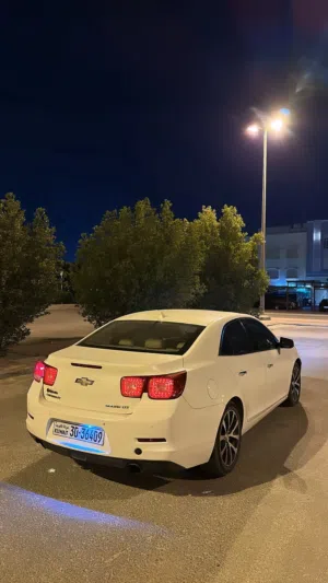 Used Chevrolet Malibu in Farwaniya