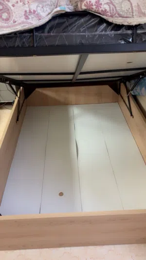 سريران ومراتب للبيع