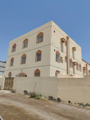 ‏ثلاث طوابق ‏.‏ 816 م٢ ‏.‏ المالك‏0
