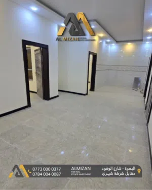 شقة حديثة للايجــار في البصره التنومة
