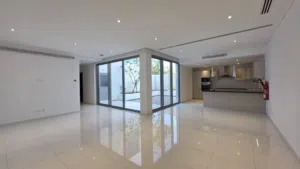 فيلا فاخرة للبيع تملك حر الموج مسقط Freehold villa for sale in Almouj muscat  با خريد ملك أقامت دائم