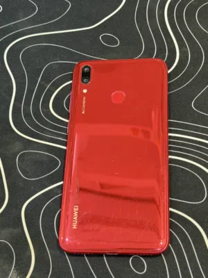 Huawei Y7 Prime (Royal Red) - Very Clean and at an affordable price 20BD