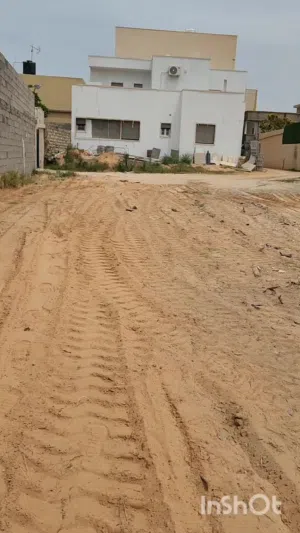 ارض للبيع مكان سوق الجمعة شرفة الملاحه موق ممتاز سكني