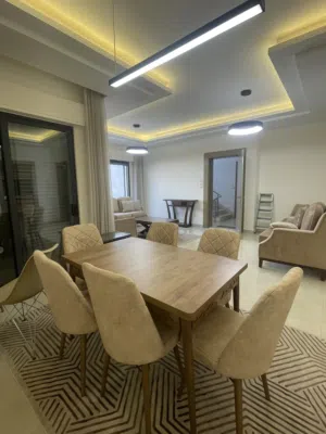 200 m2 3 Bedrooms Apartments for Rent in Amman Abdoun