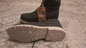 للييع شوز شتوي جديد  مقاس 35 بني واسود عدد 2