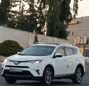 Used Toyota RAV 4 in Amman