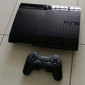 سوني3 مهكر شامل اغراضه كامله
