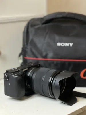 كامرة SONY A6400 + عدسة 28-70FE