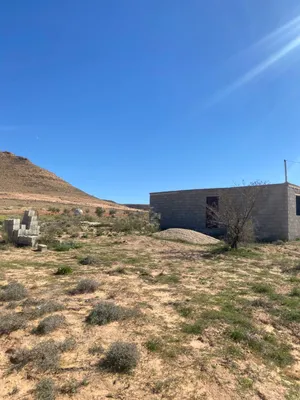 Residential . 2523 m2 . Landlord2