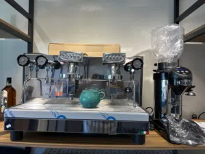Espresso coffee machine