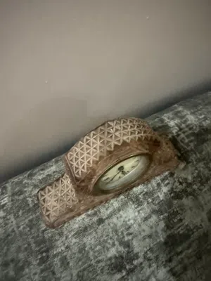 ساعة مكتبية