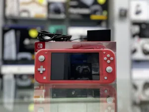 Nintendo Switch Lite Coral Pink نينتندو سويتش لايت وردي
