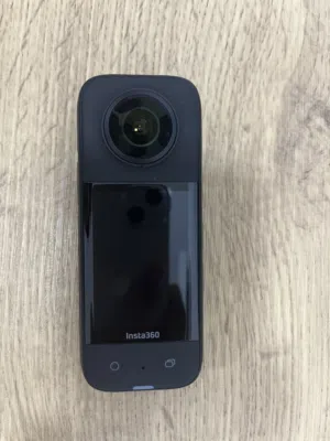 Insta360 X3 للبيع كاميرا