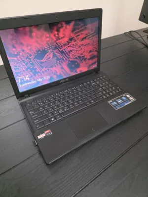 Asus R503U لابتوب اسوس  AMD E2 1800 with Radeon HD Graphics 1.70GHz. 4GB DDR Ram 128SSD ultra fast