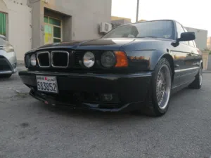 للبيع bmw 530i 1995 v8