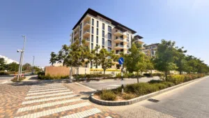 Luxury Brand New 1 Bedroom Apartment in Al Mouj