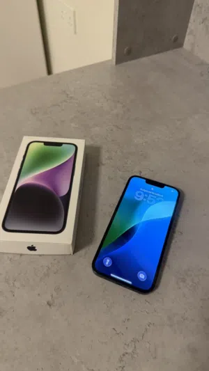 Apple iPhone 14 128 GB in Northern Governorate