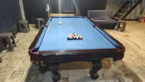 بلياردو 8 قدم نضيف