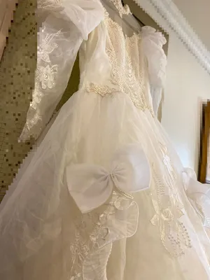 فستان عروس للبيع