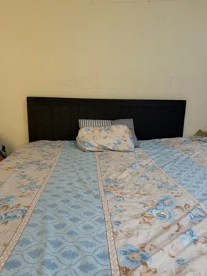200X200 Bed with drawers + Matress