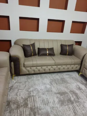 طقم كنب للبيع استخدام اقل من شهر