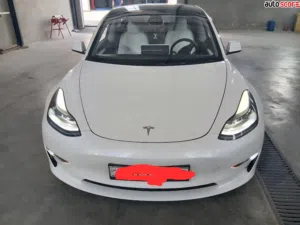 Used Tesla Model 3 in Zarqa