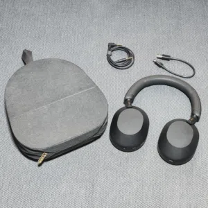 Sony WH-1000XM5 Wireless Over-Ear Noise Canceling Headphones سماعات سوني اكس ام 5 حالة الجديد