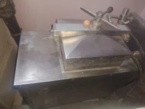 ماكينة بروست كهرباء وغاز