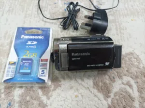 PANASONIC SDR-H95 120GB HDD SD PAL CAMCORDER With a memory card 2 GB