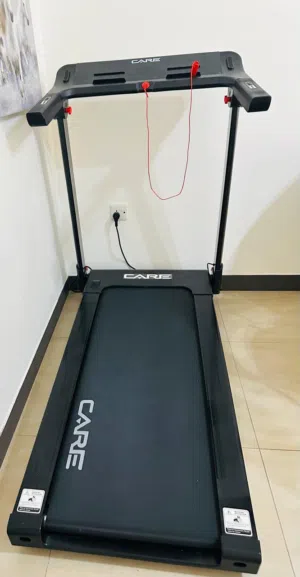 جهاز رياضي للمشي وجهاز دراجة