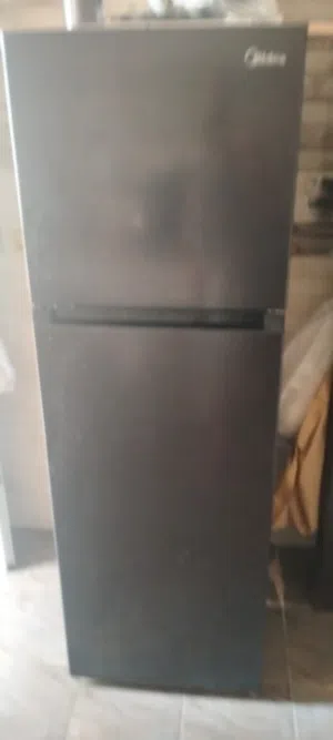 ثلاجة ميديا في حالة ممتازة