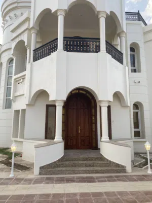 Modern Villa for Rent in Bowsher Suitable for Residential