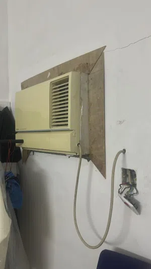 Toshiba Air conditioner very good condition