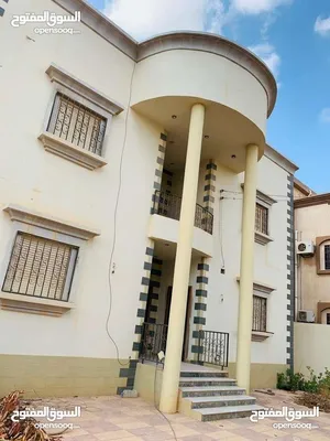 250 m2 More than 6 bedrooms Villa for Rent in Benghazi Hai Qatar
