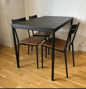 table with 3 chair ايكيا