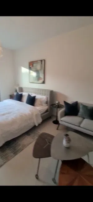 جنب الزاهية مول