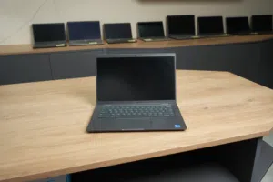 لابتوب ممتاز  i7/ssd256/32ramجيل أحد عشر