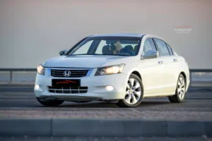 HONDA ACCORD 2009 WHITE SIGNLE OWNER BAHRAIN SPEC