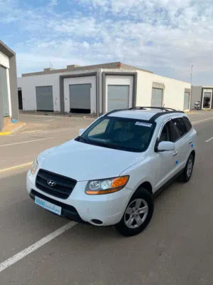 Used Hyundai Santa Fe in Tripoli