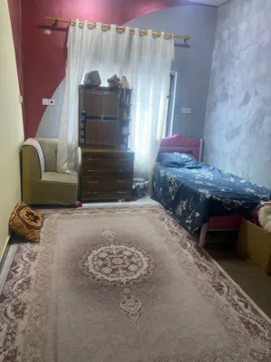 بيت طابقين للبيع