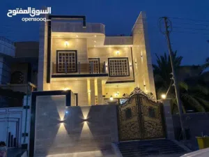 300 m2 More than 6 bedrooms Townhouse for Sale in Basra Khaleej