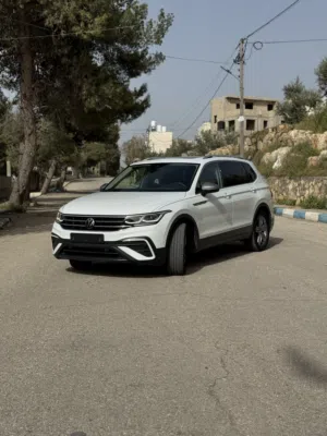 للبيع: بنزين Volkswagen Tiguan